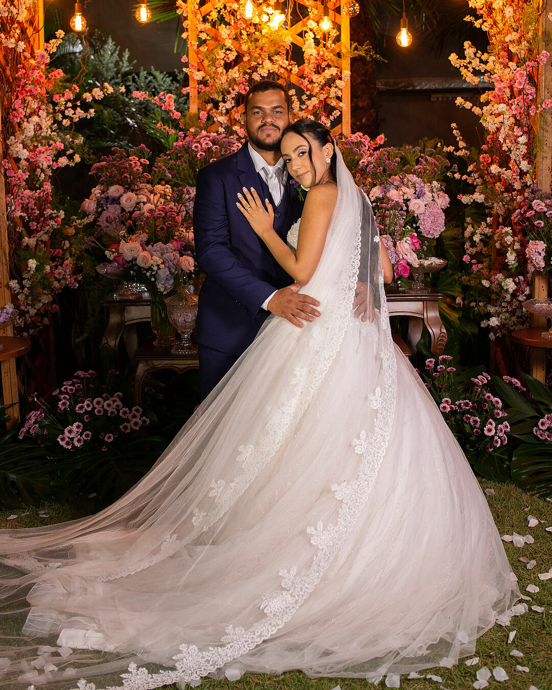 Foto Carlos & Gabryella — Um Casamento Marcado Pela Delicadeza e Pela Emoção - Imagem 0